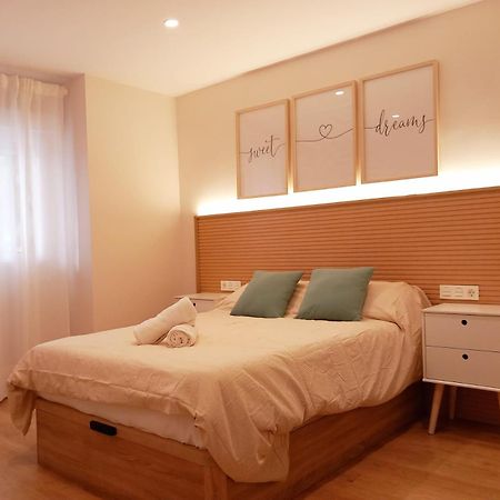Apartamento Turistico Palacio De Los Deportes Гранада Экстерьер фото